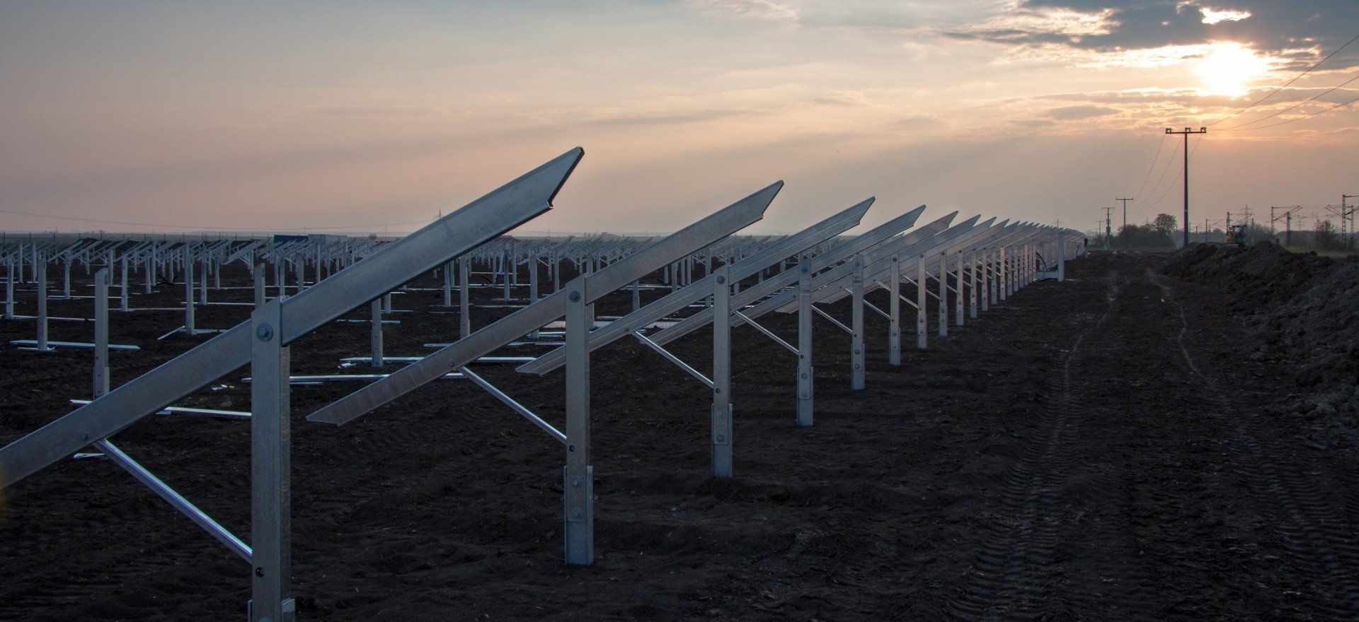 Ground-mounted Solar PV Mounting System Solutions